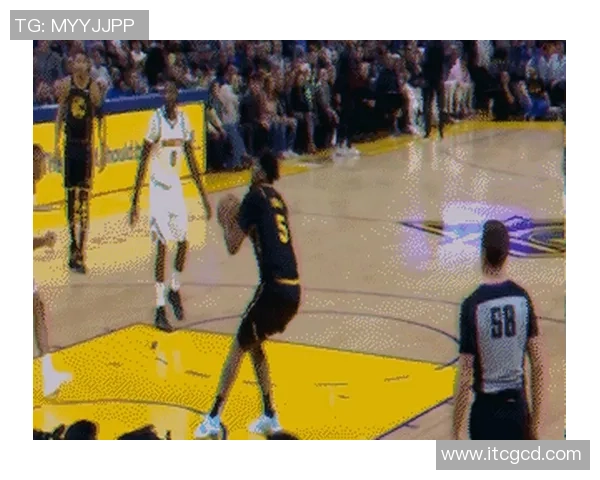 北京足球队包夹战术解析与实战应用探讨